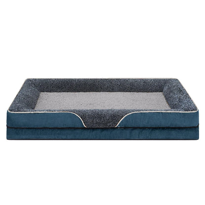 Oversized pet bed, washable with raised edges,